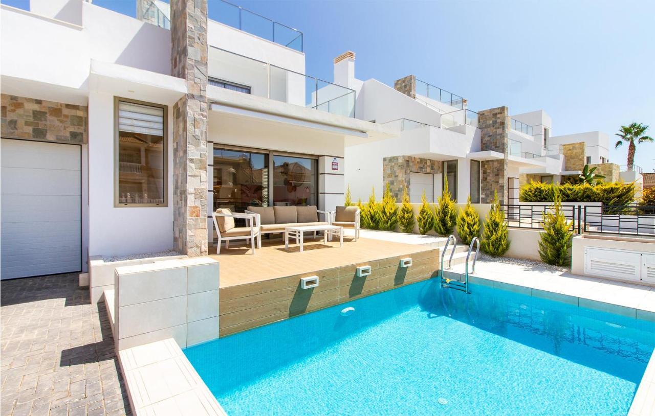 Gorgeous Home In Los Alcazares With Wifi 외부 사진