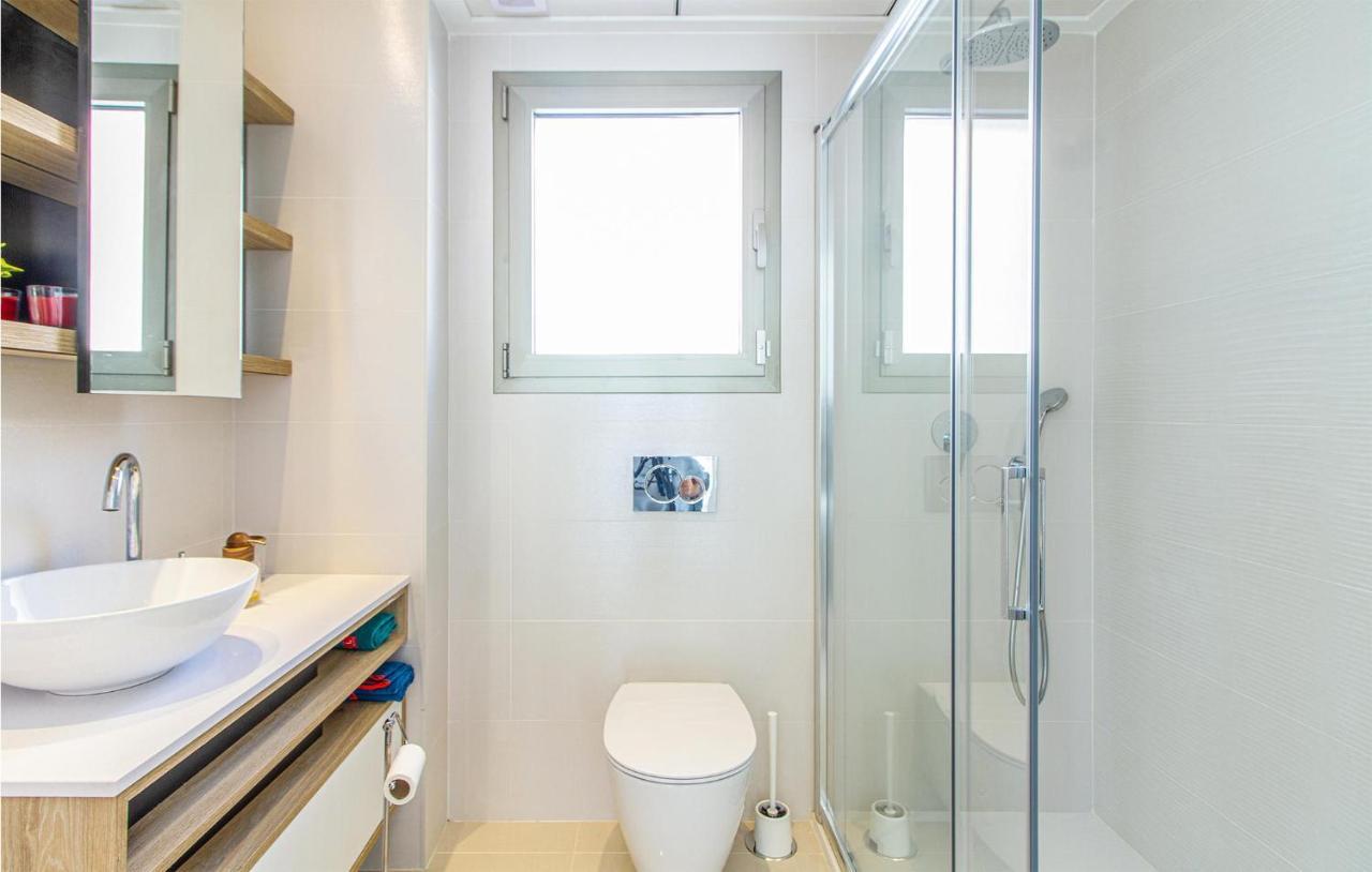 Gorgeous Home In Los Alcazares With Wifi 외부 사진