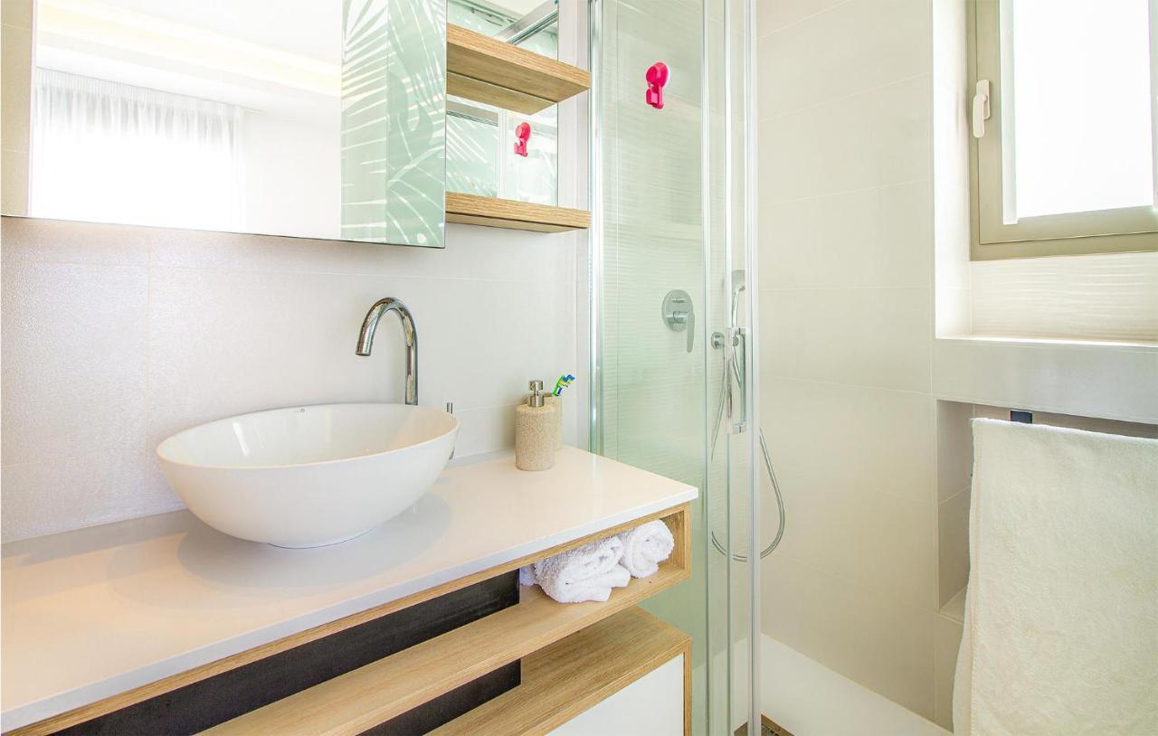 Gorgeous Home In Los Alcazares With Wifi 외부 사진